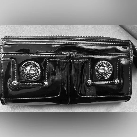 Marc by Marc Jacobs Black Patent Leather Clutch - Picture 2 of 8